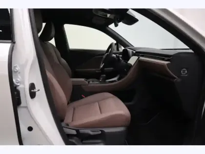 Photo 23 Lexus Lbx 1.5 136H 2WD Elegant HYBRIDE PACK