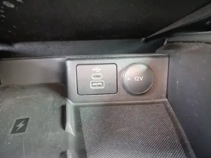 Photo 21 Ford Kuga 2.5 Duratec 243ch Hybride Rechargeable ST-Line X Powershift