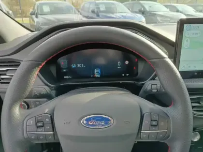 Photo 6 Ford Kuga 2.5 Duratec 243ch Hybride Rechargeable ST-Line X Powershift