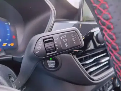 Photo 19 Ford Kuga 2.5 Duratec 190ch FHEV E85 ST-Line X BVA