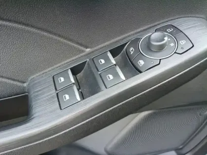 Photo 5 Ford Kuga 2.5 Duratec 190ch FHEV E85 ST-Line X BVA