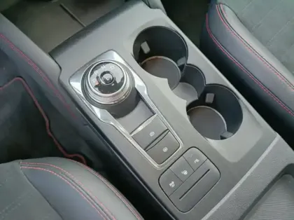 Photo 7 Ford Kuga 2.5 Duratec 190ch FHEV E85 ST-Line X BVA