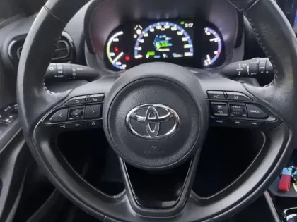 Photo 15 Toyota Yaris Hybride 1.5 HYBRID 116H TRAIL AWD AUTO