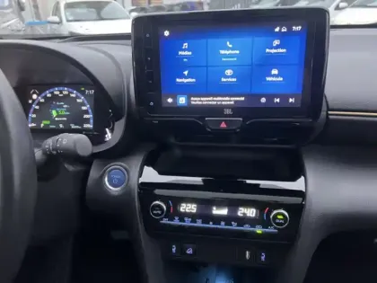 Photo 18 Toyota Yaris Hybride 1.5 HYBRID 116H TRAIL AWD AUTO