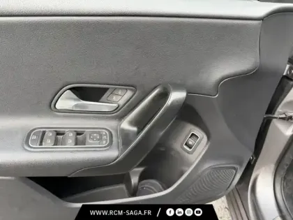 Photo 9 Mercedes Classe A 180 d Berline Business Line