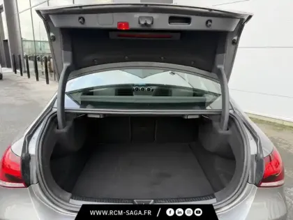 Photo 6 Mercedes Classe A 180 d Berline Business Line