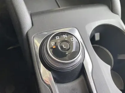 Photo 7 Ford Kuga 2.5 Duratec 190ch FHEV E85 Titanium BVA