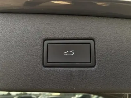 Photo 11 Volkswagen Tiguan  1.4 eHybrid 245ch R-Line DSG6