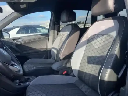 Photo 13 Volkswagen Tiguan  1.4 eHybrid 245ch R-Line DSG6