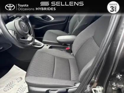 Photo 10 Toyota Yaris  116h Design 5p MY22