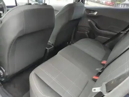 Photo 12 Ford Fiesta  1.1 85ch Cool & Connect 5p Euro6.2