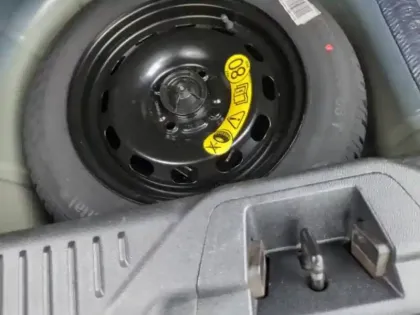 Photo 10 Ford Fiesta  1.1 85ch Cool & Connect 5p Euro6.2