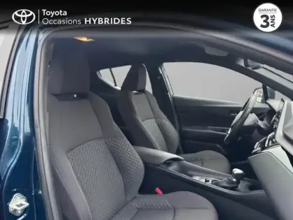 Photo 5 Toyota C-HR  1.8 Hybride 122ch Dynamic Ultimate E-CVT