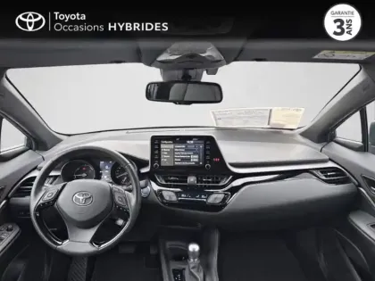 Photo 22 Toyota C-HR  1.8 Hybride 122ch Dynamic Ultimate E-CVT