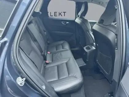 Photo 9 Volvo Xc60  T6 Hybride Rechargeable 253 + 145ch Ultra Style Dark Geartronic 8 AWD