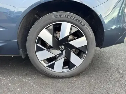 Photo 10 Volvo Xc60  T6 Hybride Rechargeable 253 + 145ch Ultra Style Dark Geartronic 8 AWD