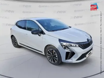 Photo 17 Renault Clio  1.6 E-Tech 145ch full hybrid Techno - 25 Camera GPS