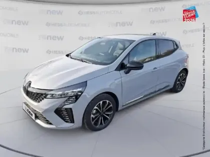 Photo 15 Renault Clio  1.6 E-Tech 145ch full hybrid Techno - 25 Camera GPS