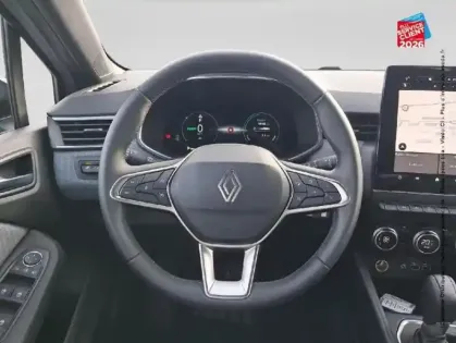 Photo 26 Renault Clio  1.6 E-Tech 145ch full hybrid Techno - 25 Camera GPS