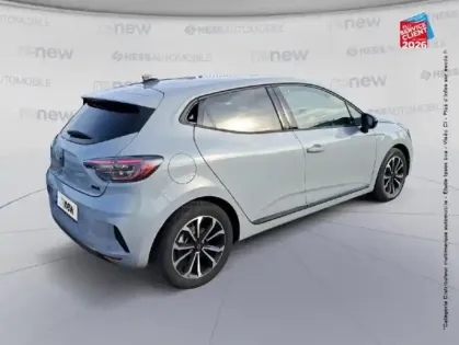 Photo 5 Renault Clio  1.6 E-Tech 145ch full hybrid Techno - 25 Camera GPS