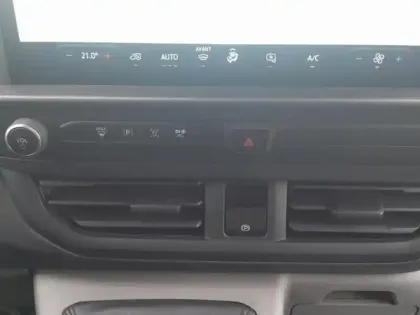 Photo 14 Ford Custom Gén. II Ph1 Trend 1