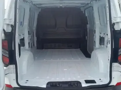 Photo 8 Ford Custom Gén. II Ph1 Trend 1