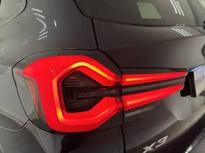 Photo 11 BMW X3  sDrive18d 150ch M Sport