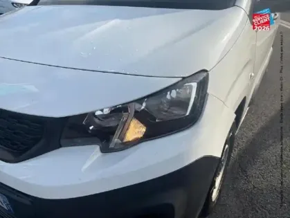 Photo 12 Peugeot Partner  Standard 650kg BlueHDi 100ch S/S Asphalt GPS Camera