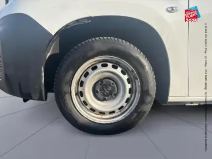 Photo 9 Peugeot Partner  Standard 650kg BlueHDi 100ch S/S Asphalt GPS Camera