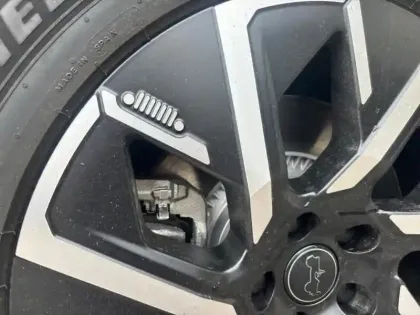 Photo 11 Jeep Compass  Electrique 213ch 157kw Altitude