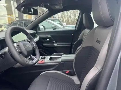 Photo 8 Jeep Compass  Electrique 213ch 157kw Altitude