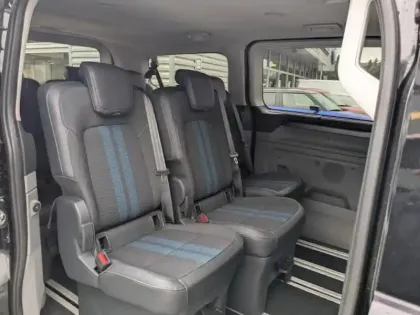 Photo 8 Ford Custom Gén. II Ph1 Sport 5