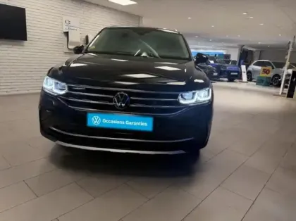 Photo 10 Volkswagen Tiguan  2.0 TDI 150ch Elegance DSG7