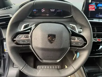 Photo 11 Peugeot 2008  1.2 130ch S&S Allure EAT8