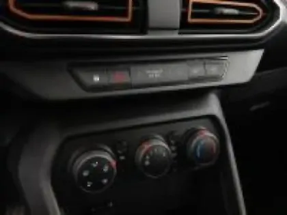 Photo 10 Dacia Sandero  1.0 ECO-G 100ch Stepway Confort -22