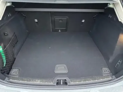 Photo 20 Volvo Xc60  T6 Hybride Rechargeable 350ch Ultra Style Dark Geartronic 8 AWD