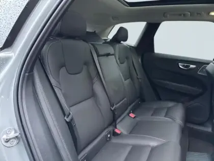 Photo 24 Volvo Xc60  T6 Hybride Rechargeable 350ch Ultra Style Dark Geartronic 8 AWD