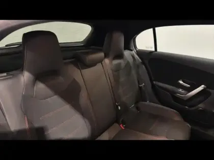 Photo 6 Mercedes Classe A  180d 116ch AMG Line