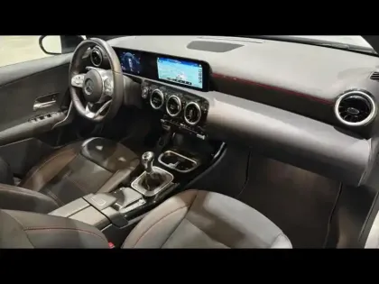 Photo 5 Mercedes Classe A  180d 116ch AMG Line