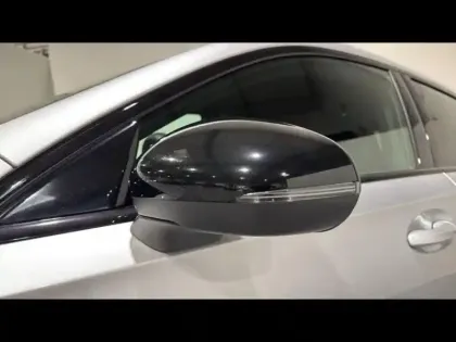 Photo 14 Mercedes Classe A  180d 116ch AMG Line