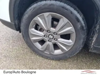 Photo 12 Suzuki Vitara  1.4 Boosterjet Hybrid 129ch Privilège MY24
