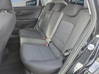 Photo 10 Hyundai Bayon  1.0 T-GDi 100ch Hybrid 48V Creative DCT-7