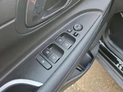 Photo 11 Hyundai Bayon  1.0 T-GDi 100ch Hybrid 48V Creative DCT-7