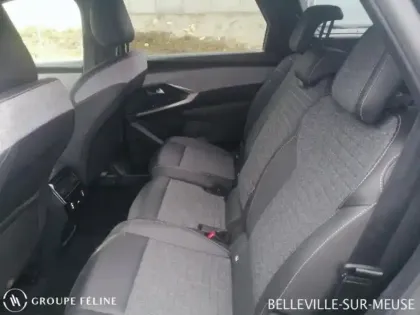 Photo 9 Peugeot 5008  Hybrid 145ch Allure e-DCS6