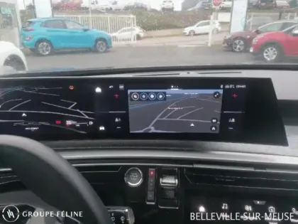 Photo 12 Peugeot 5008  Hybrid 145ch Allure e-DCS6