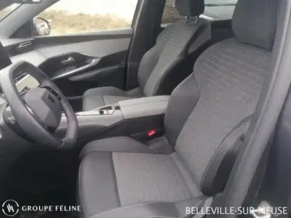 Photo 8 Peugeot 5008  Hybrid 145ch Allure e-DCS6