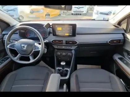 Photo 8 Dacia Sandero  1.0 TCe 90ch Stepway Confort -22
