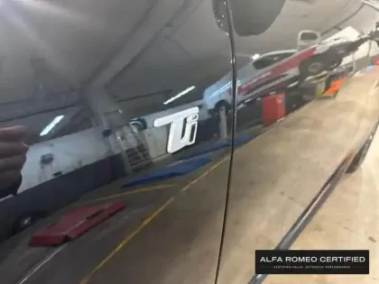 Photo 6 Alfa Romeo Tonale  1.5 Ibrida 175ch TI TCT