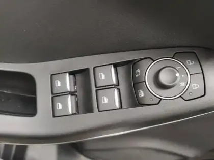 Photo 8 Ford Puma  1.0 EcoBoost 125ch S&S mHEV Titanium Powershift