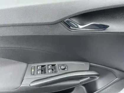 Photo 13 Skoda Fabia  1.0 TSI 95ch Ambition